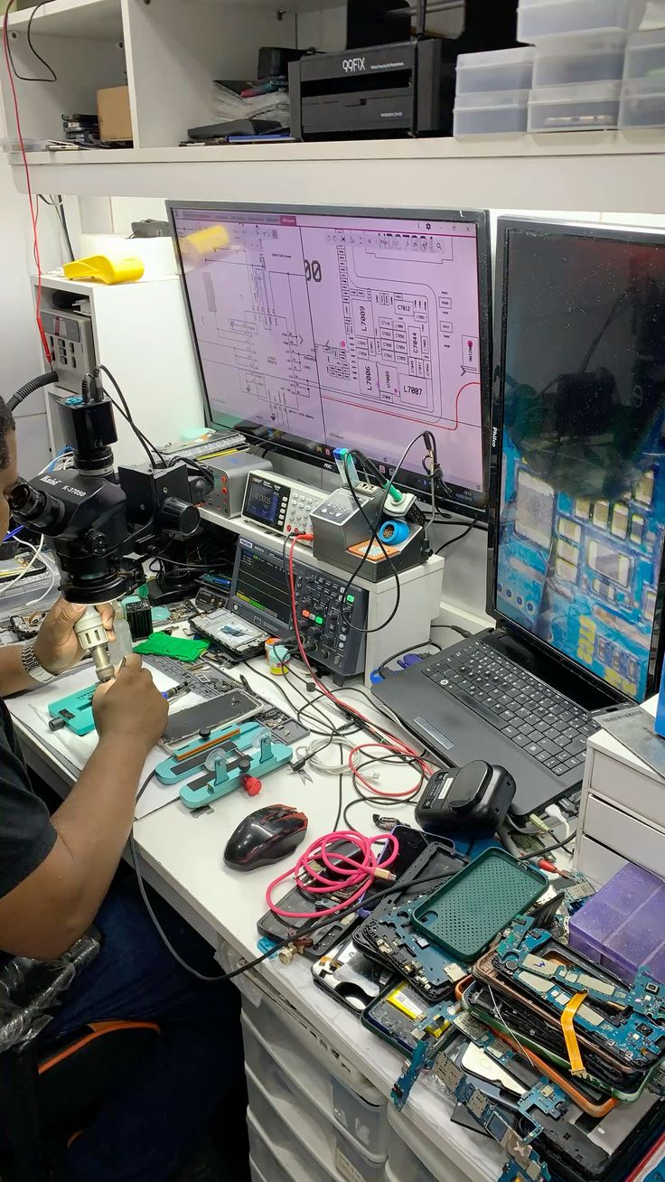 Foto service alat elektronik